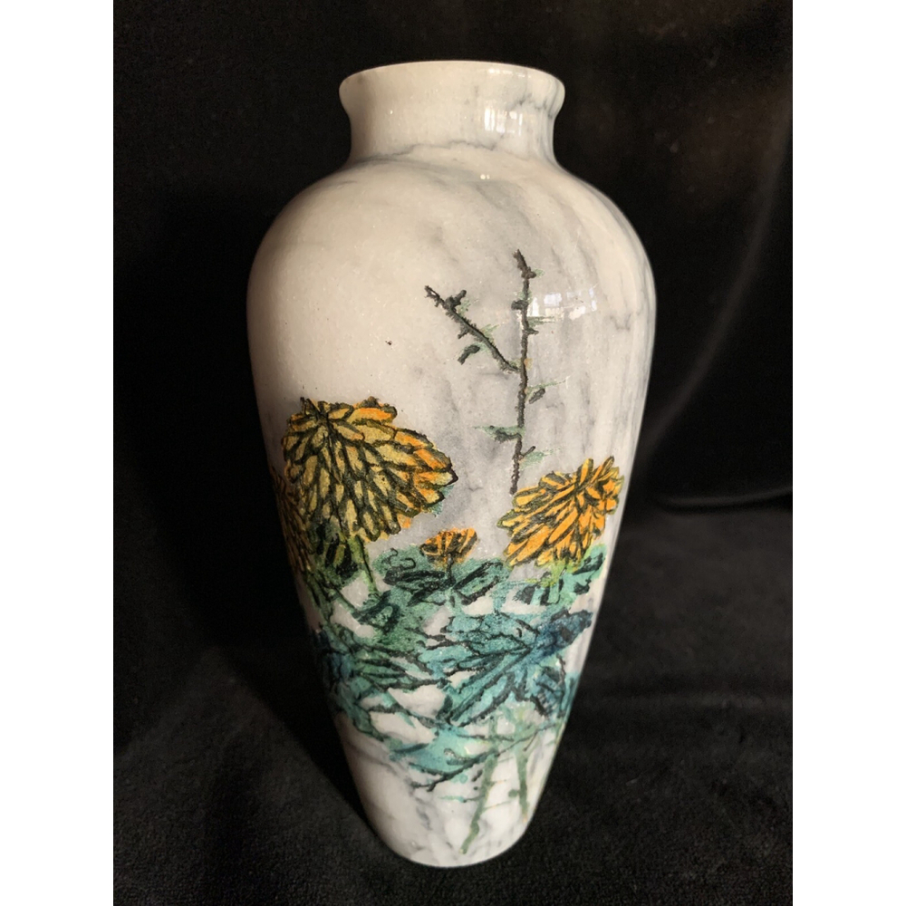 Vintage Marble‎ Etched Vase with Painted Yellow Flowers 7” Tall Excellent